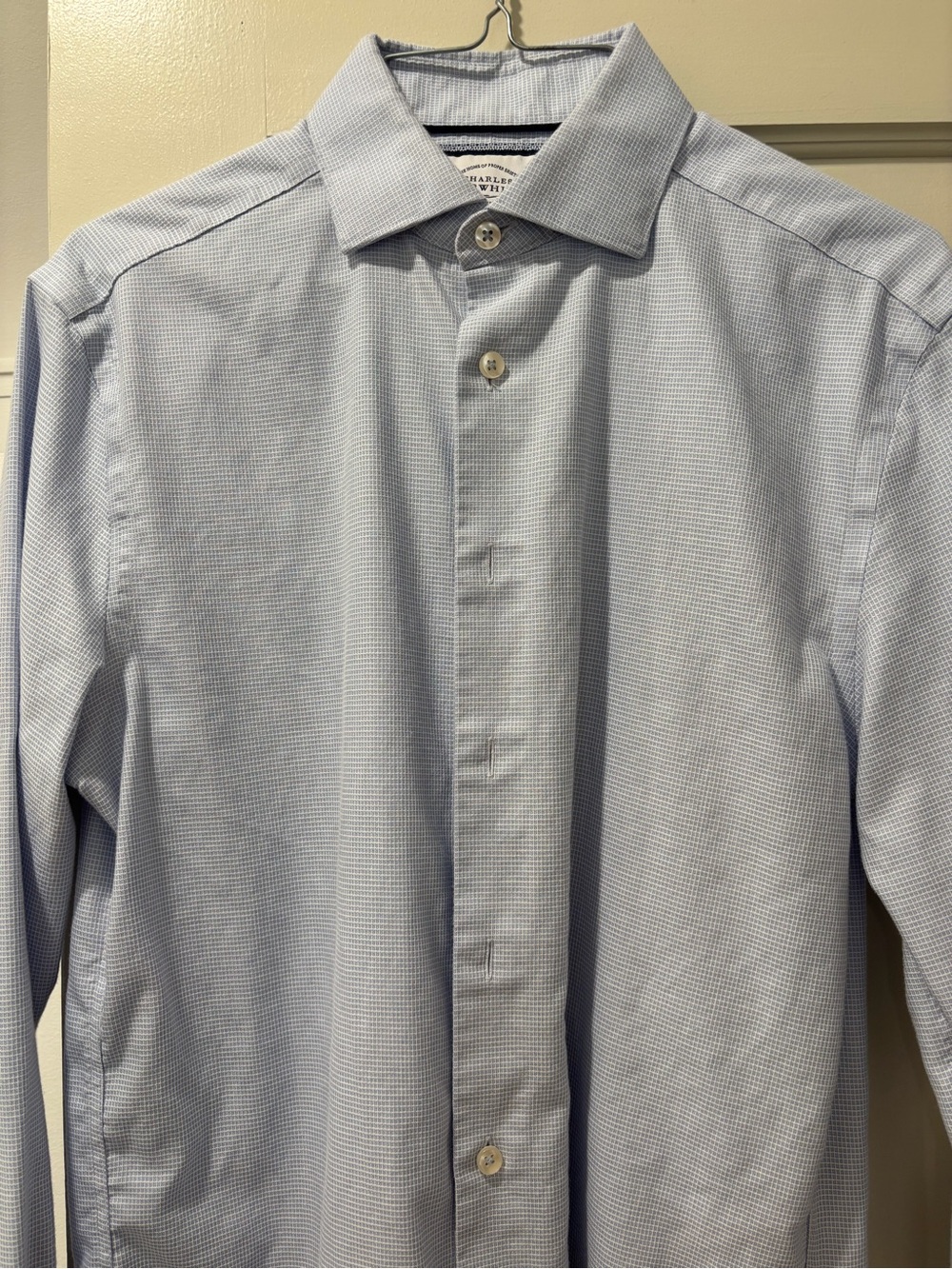 Charles Tyrwhitt Sky Blue Semi-Spread Collar Non-Iron Stretch Texture Shirt